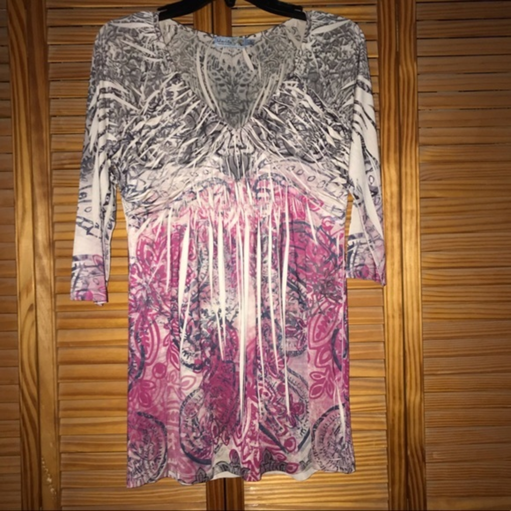 Unity World Wear‎ 3/4 Sleeve Gray Pink Top